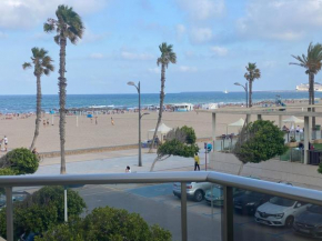 Alojamiento en primera línea de playa con WIFI